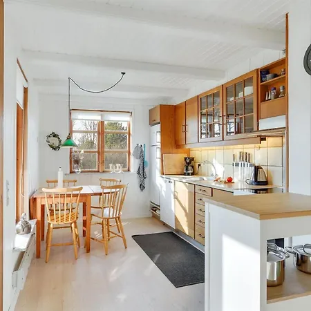 Ferienhaus Jaike - 350m From The Sea By Interhome