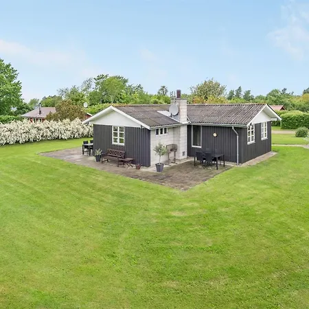 Jaike - 350m From The Sea By Interhome Tranekær