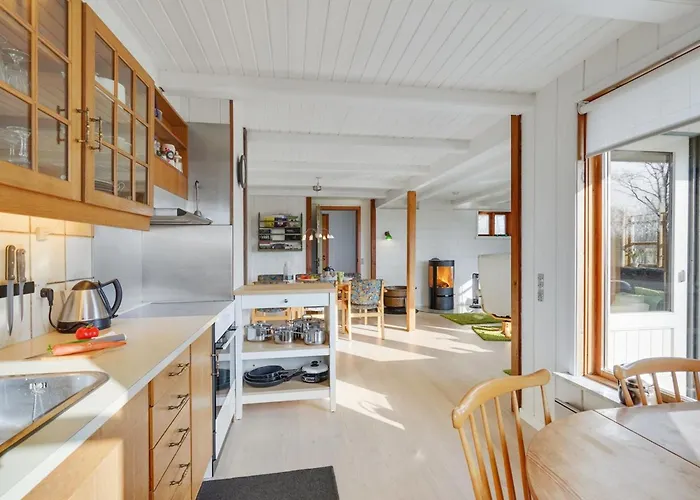 Jaike - 350m From The Sea By Interhome *