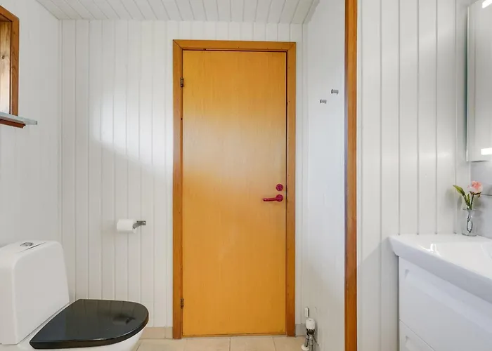 Jaike - 350m From The Sea By Interhome